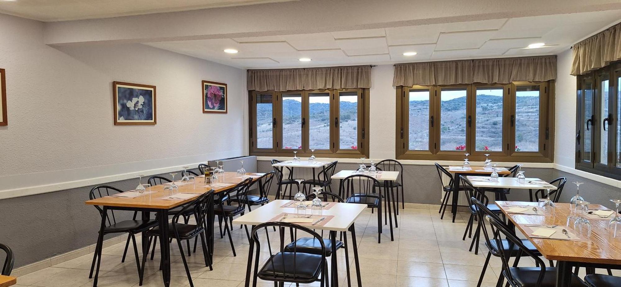 Fonda Toldra Otel Ulldemolins Dış mekan fotoğraf
