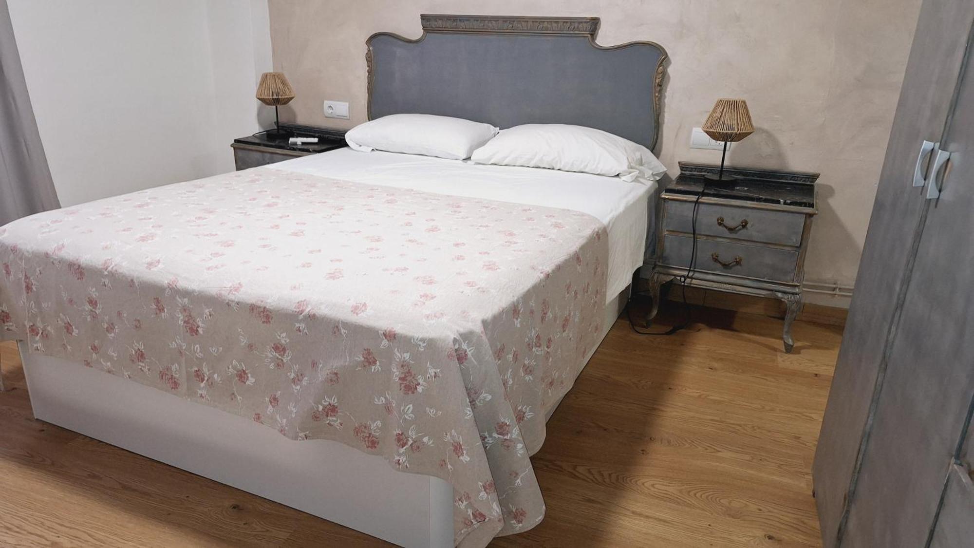 Fonda Toldra Otel Ulldemolins Dış mekan fotoğraf