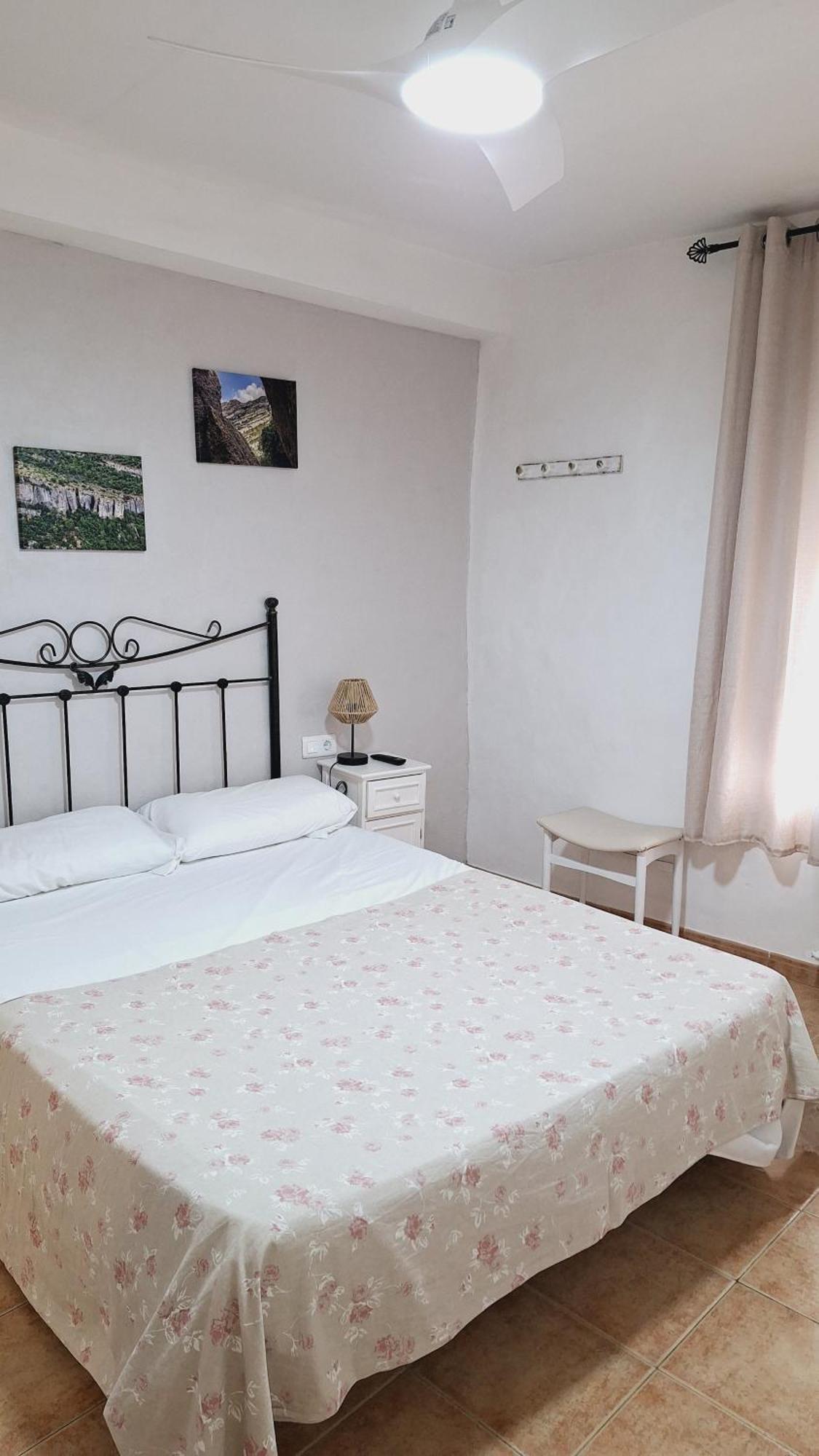 Fonda Toldra Otel Ulldemolins Dış mekan fotoğraf